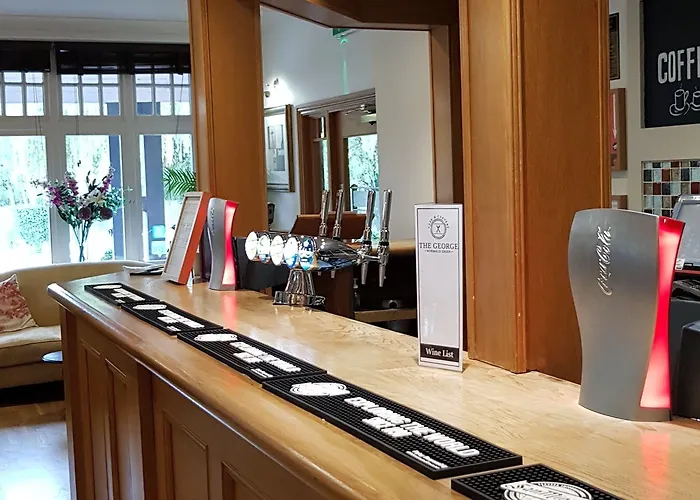 Värdshus The George Carvery & 4*