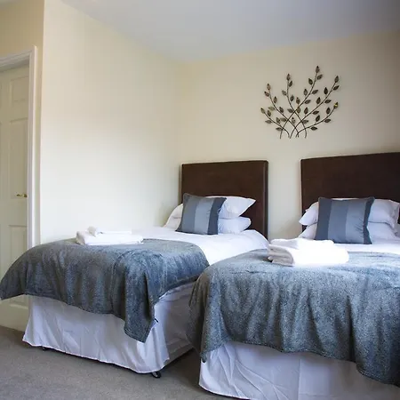 宾馆 乔治烤肉餐厅及酒店 4*