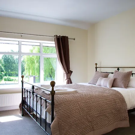 宾馆 乔治烤肉餐厅及酒店